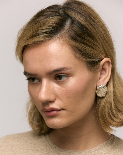 HIVE SILVER CLIP-ON EARRINGS
