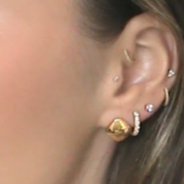 MINI TABI EARRINGS