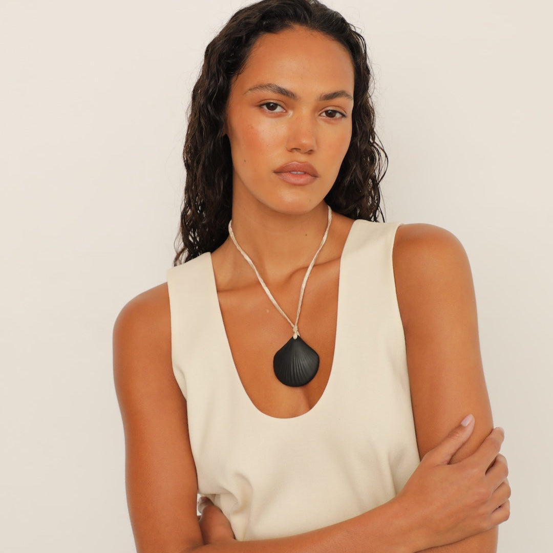 ASTER NECKLACE – Heaven Mayhem