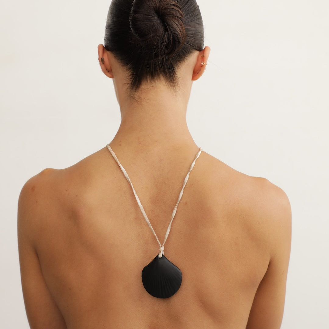 ASTER NECKLACE – Heaven Mayhem