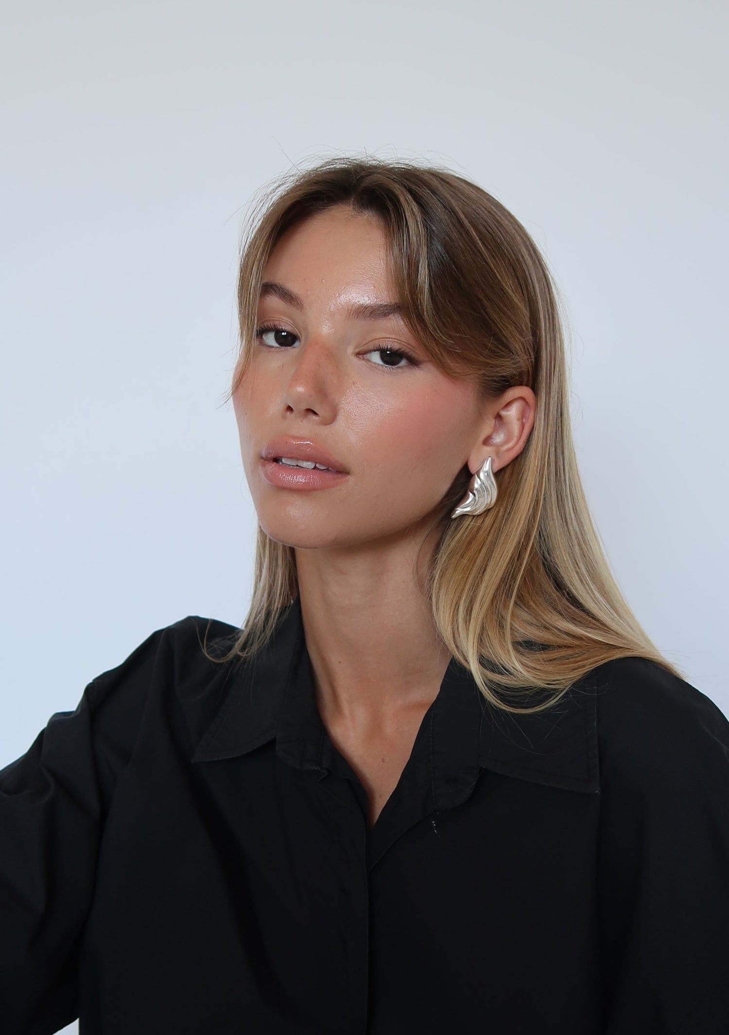 CROISSANT EARRINGS