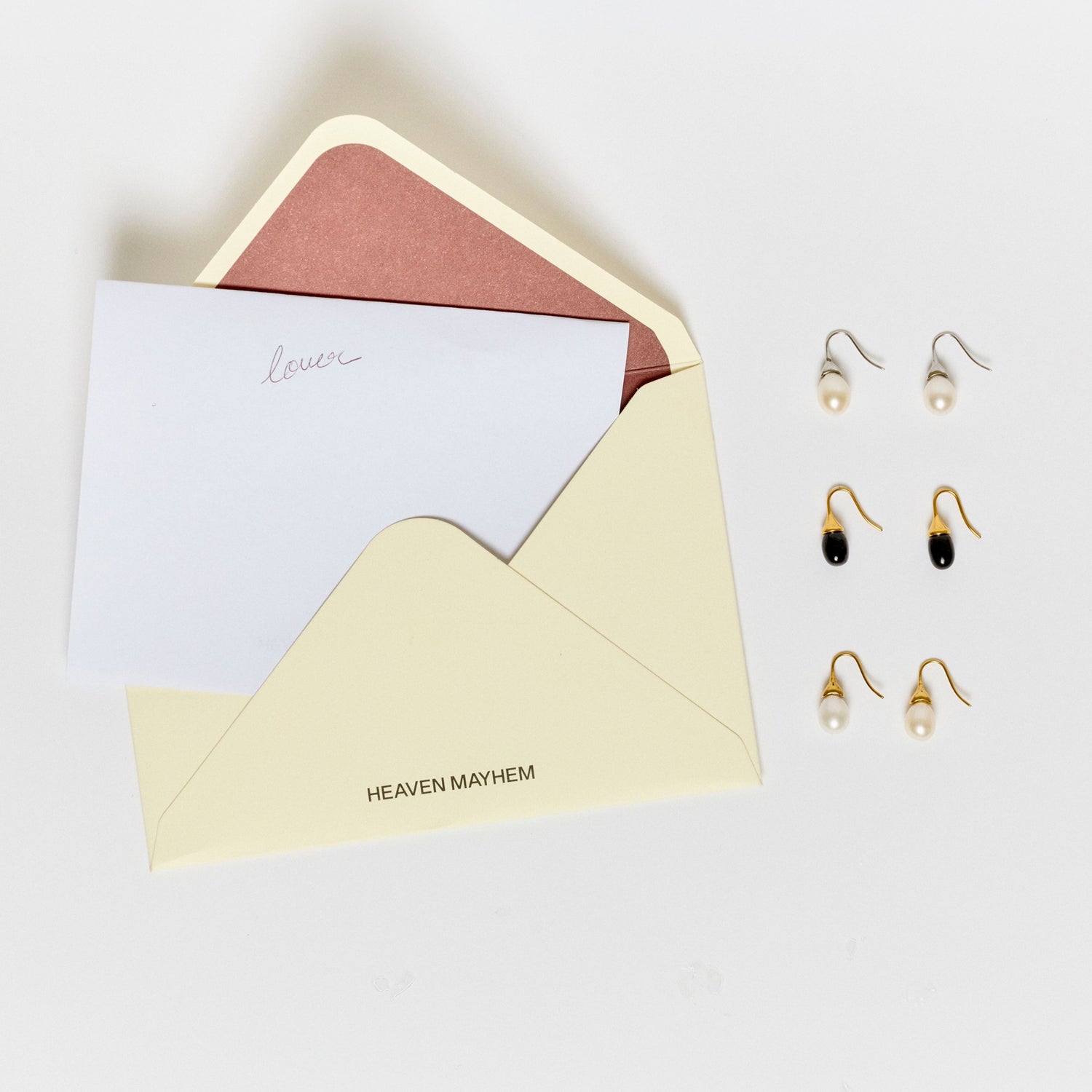 ODETTE PEARL EARRINGS