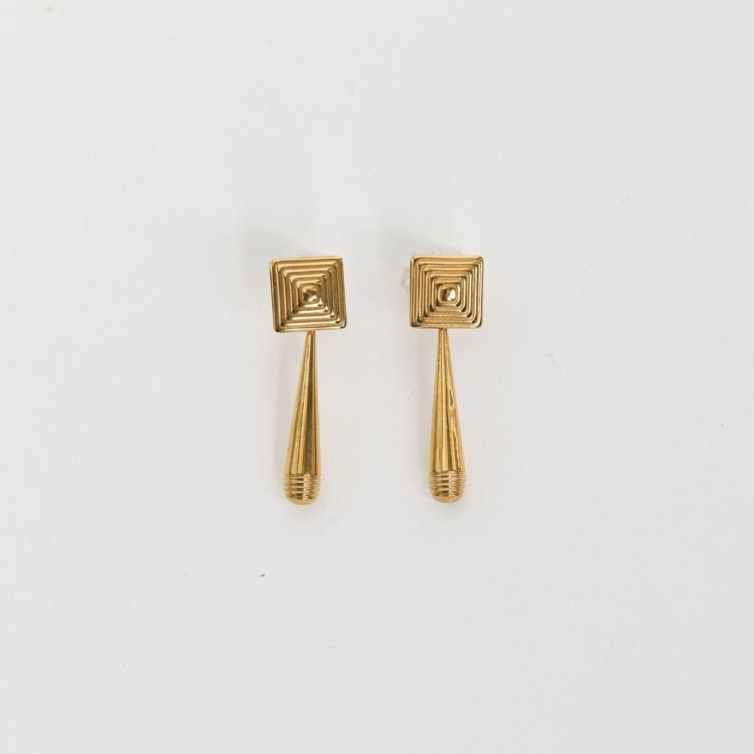 IRIS EARRINGS – Heaven Mayhem