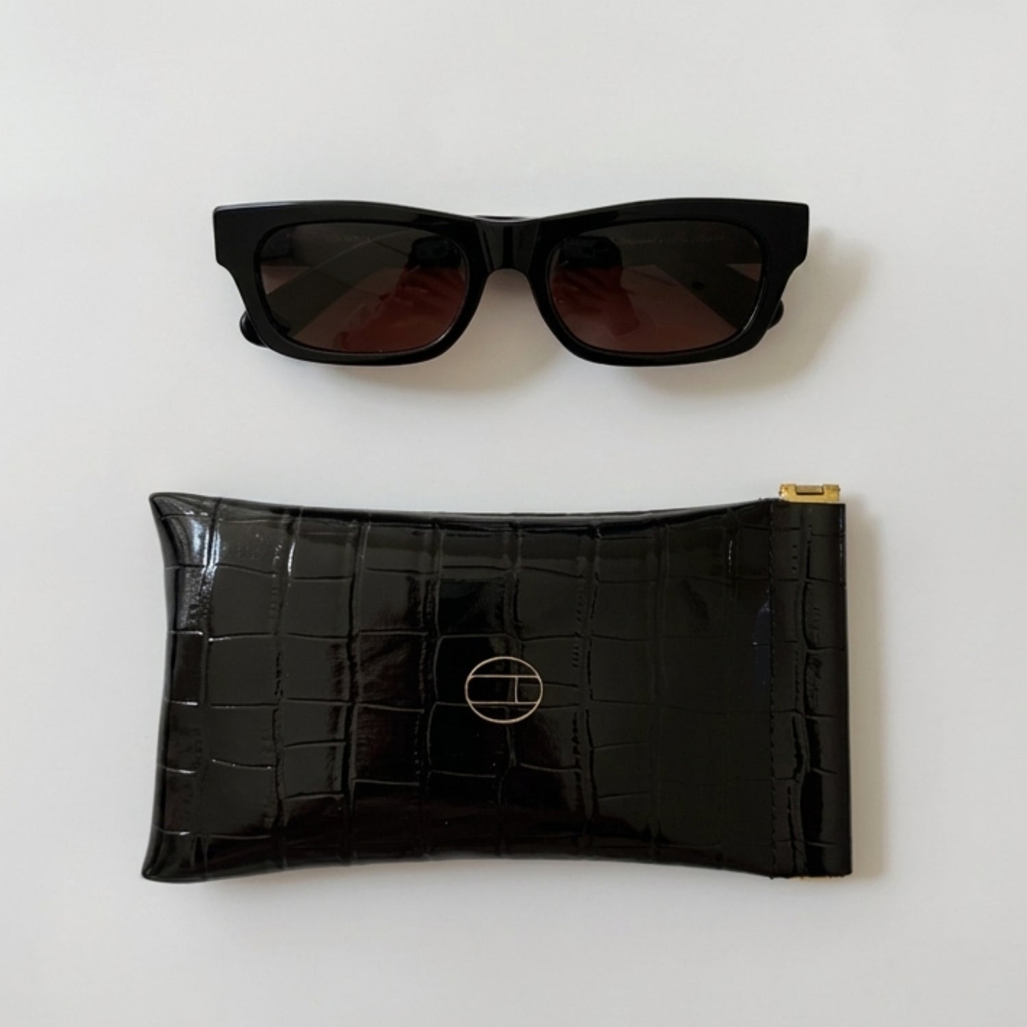 SLOANE GLASSES