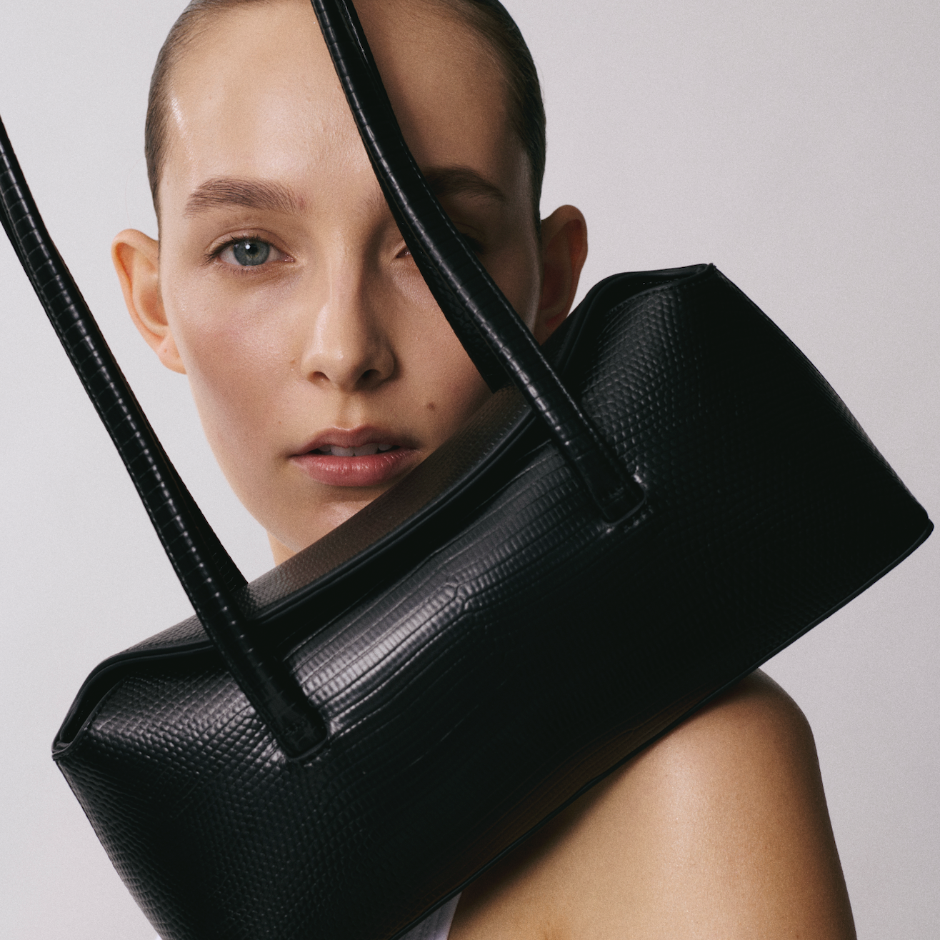 MINI CHRYSTIE BAG