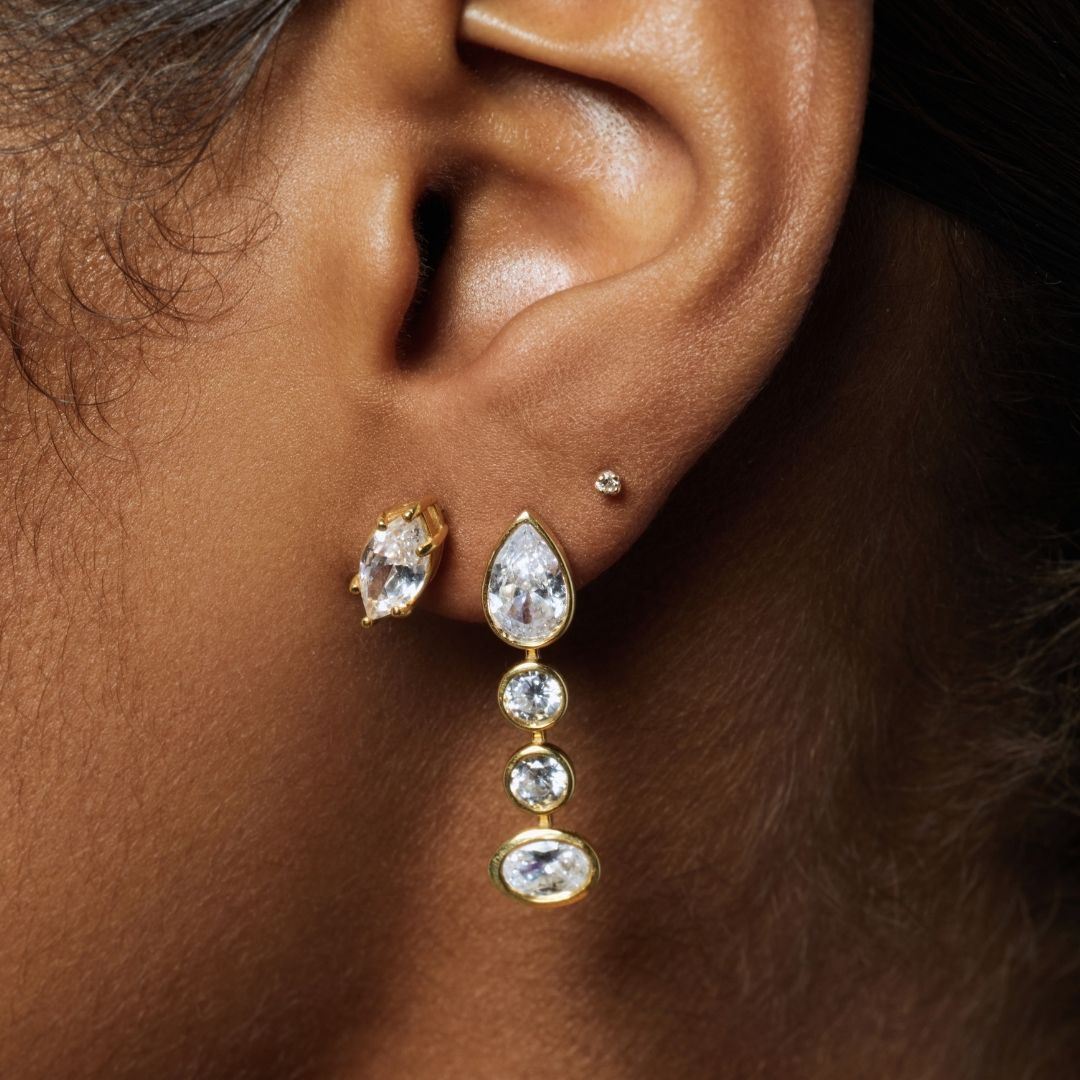 SPECK EARRINGS