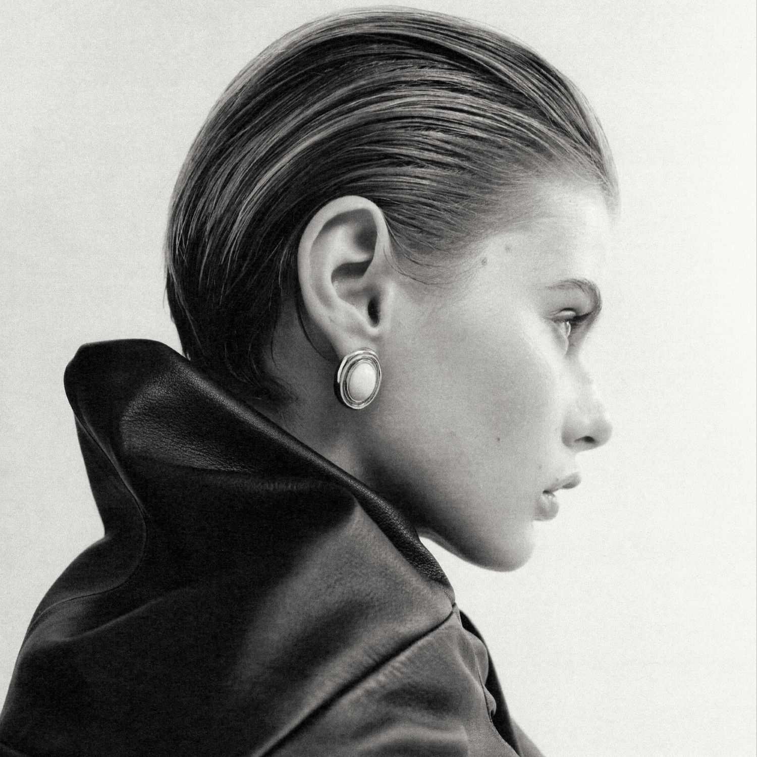 PRIZE EARRINGS