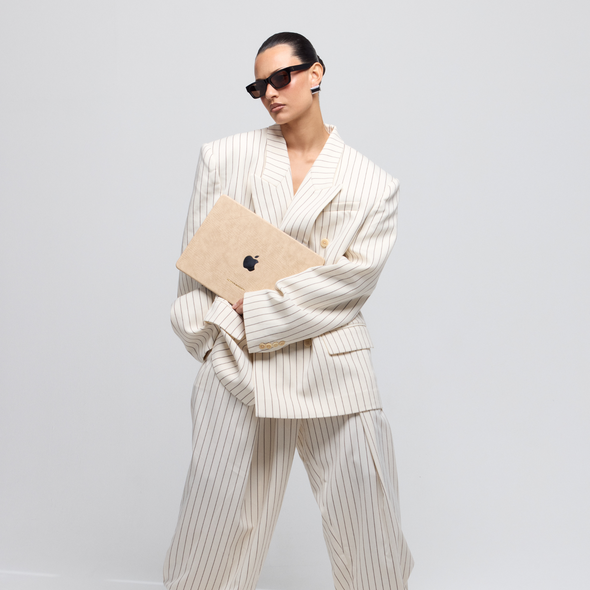 CASHMERE CASE