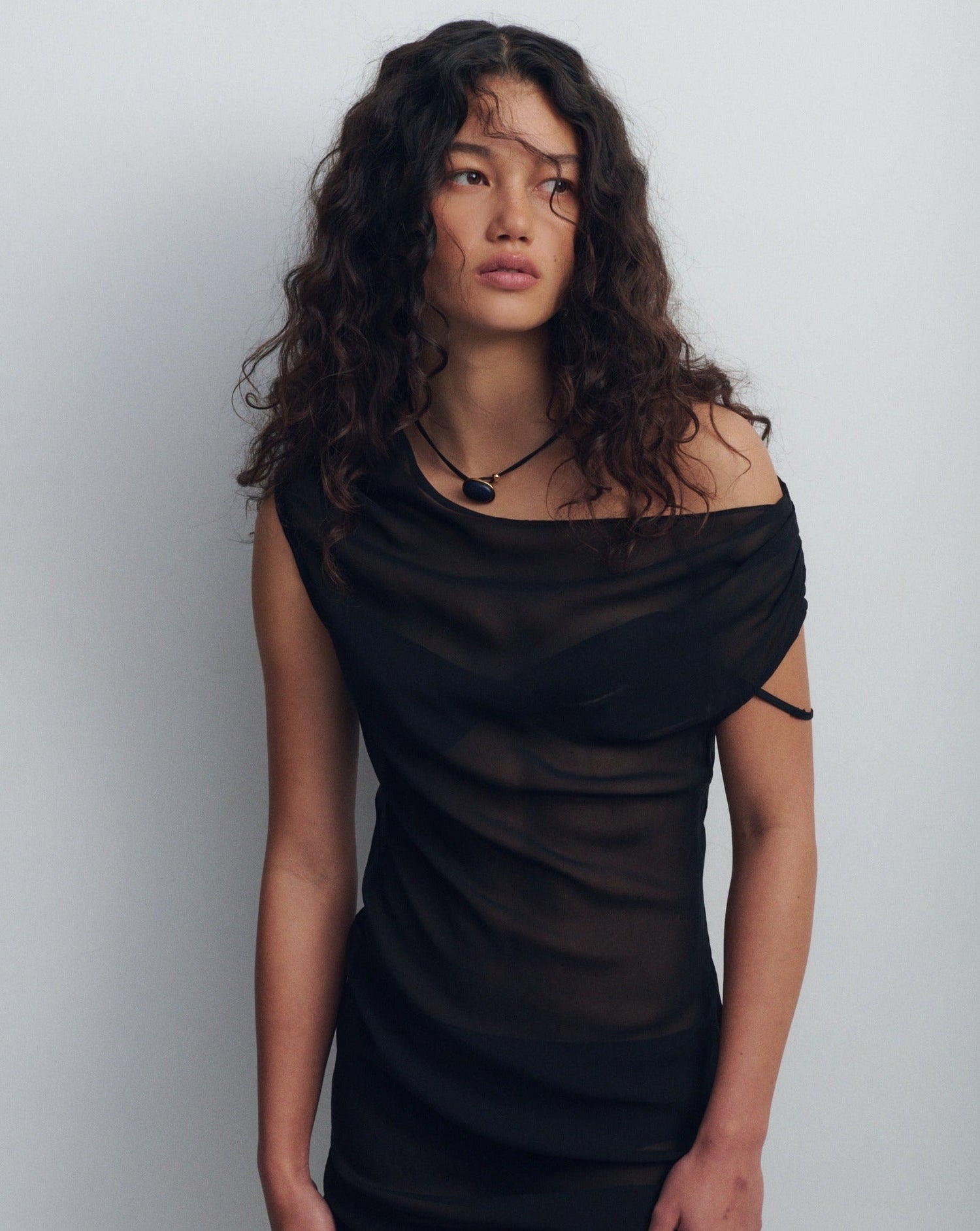 VALENTINA THIN NECKLACE